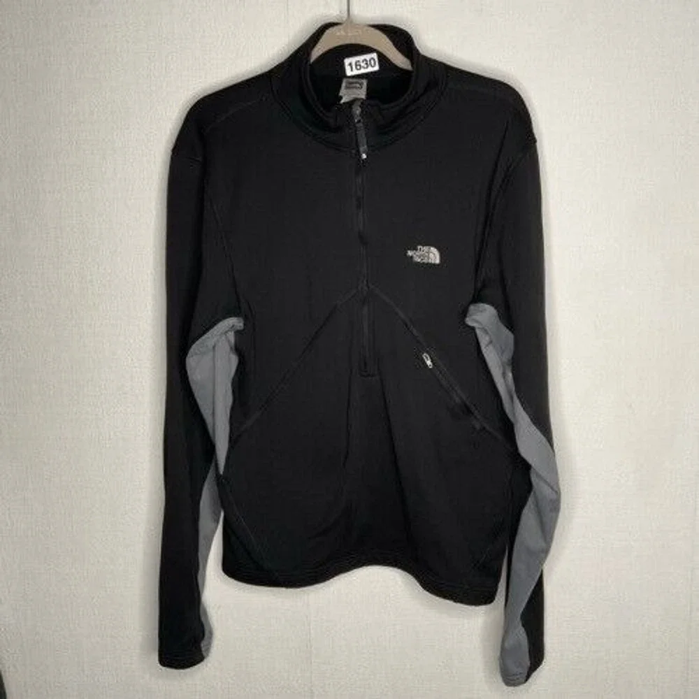 The North Face Black/Gray Thumb Holes 1/2 Zip Sweatshirt Men Large Indonesia